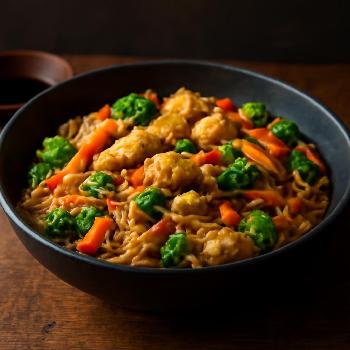 10-Minute Chicken Vegetable Noodle Stir-Fry