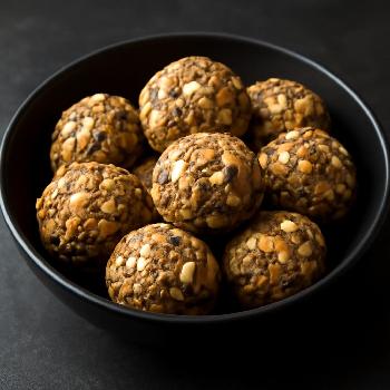 Nutty Chia Seed Energy Bites