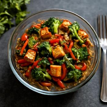 Savory Glass Noodle Stir-Fry with Tofu and Vegetables
