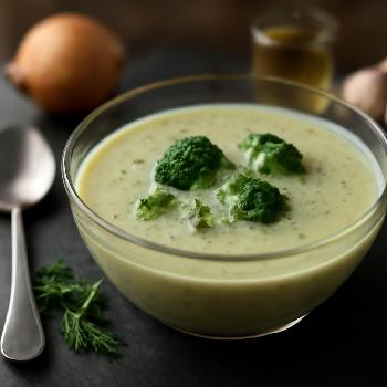 Classic Cream of Broccoli Soup
